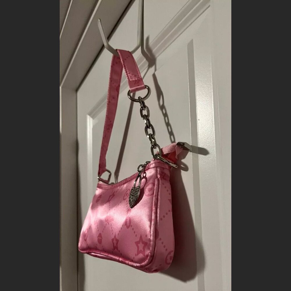 Dolls Kill x Bratz Girlz Really Rock Satin Repeat Print Shoulder Bag NEW - Picture 3 of 9